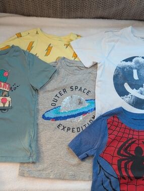T-shirt Bundle (5 Pieces)